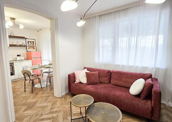 Апартамент Urban Nest Near The Center Варна